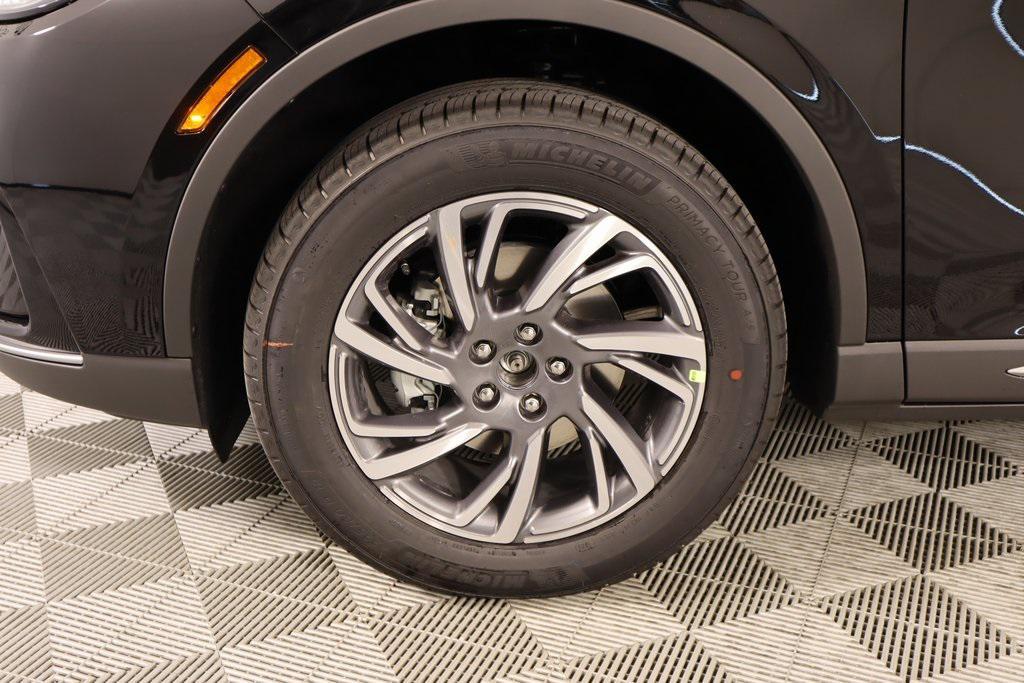 new 2025 Lincoln Corsair car, priced at $40,118