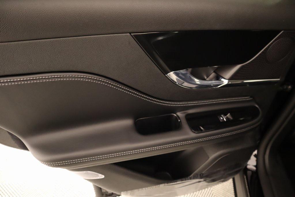 new 2025 Lincoln Corsair car, priced at $40,118