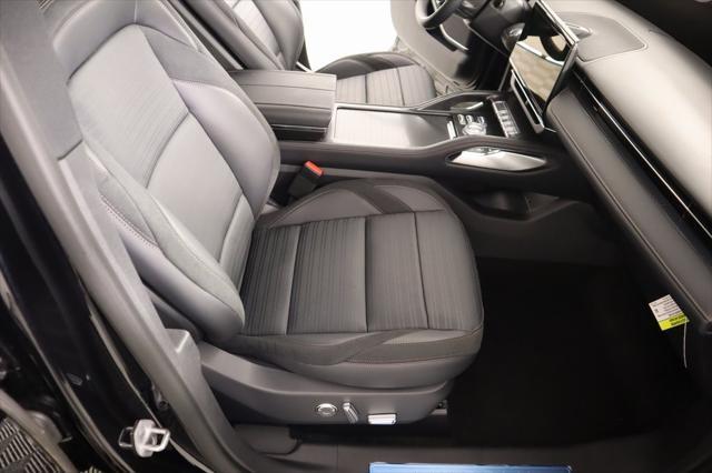 new 2024 Lincoln Nautilus car, priced at $55,900