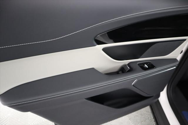 new 2025 Lincoln Nautilus car, priced at $51,429