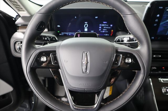 new 2025 Lincoln Aviator car, priced at $70,021