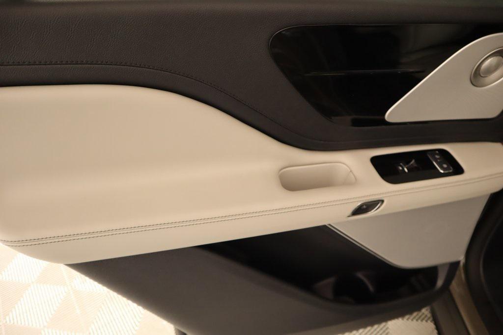 new 2025 Lincoln Aviator car, priced at $79,334