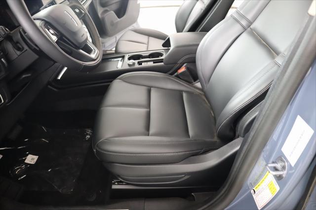 new 2025 Lincoln Corsair car, priced at $38,985