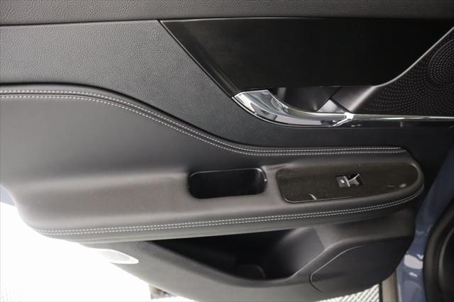 new 2025 Lincoln Corsair car, priced at $38,985