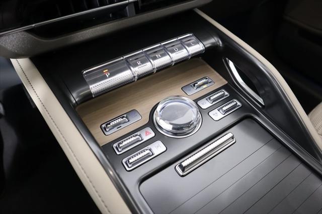 new 2025 Lincoln Nautilus car, priced at $61,564