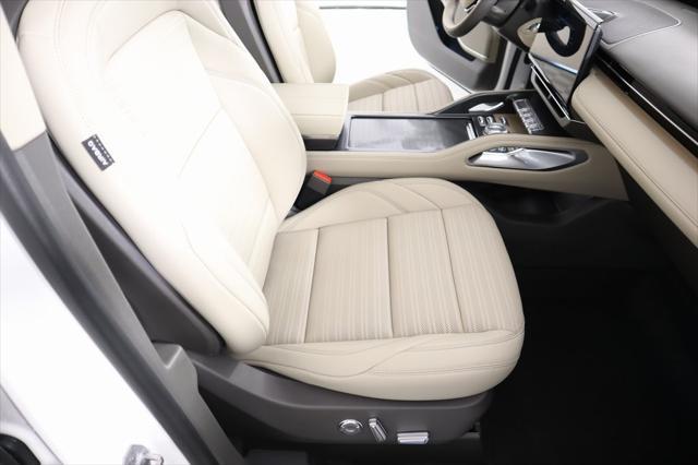 new 2025 Lincoln Nautilus car, priced at $61,564