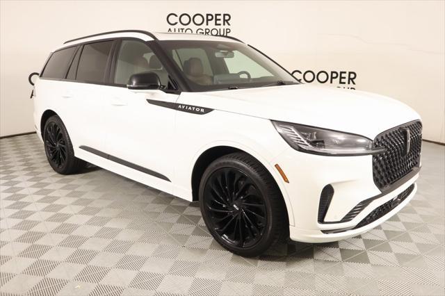 used 2025 Lincoln Aviator car, priced at $73,449