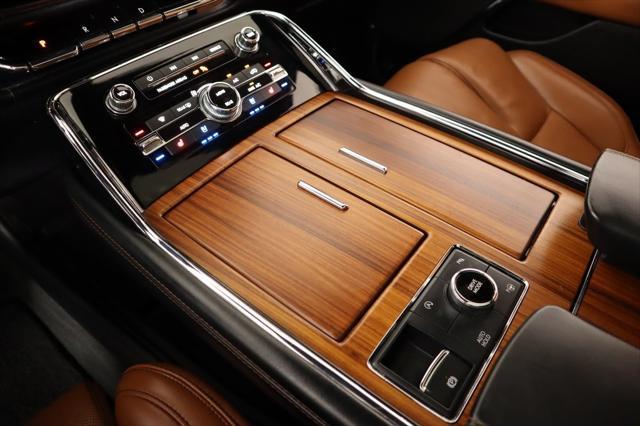 used 2019 Lincoln Navigator car, priced at $35,499