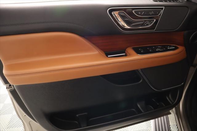 used 2019 Lincoln Navigator car, priced at $35,499