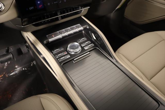 new 2025 Lincoln Nautilus car, priced at $49,746