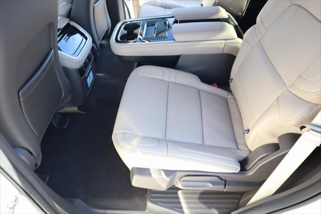 new 2024 Lincoln Navigator car, priced at $77,998