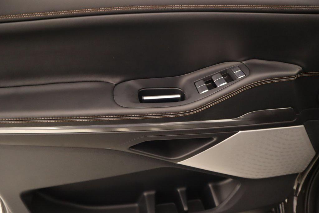 new 2025 Lincoln Navigator car, priced at $121,590