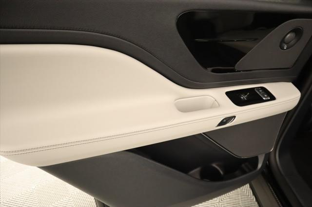 new 2025 Lincoln Aviator car, priced at $66,403