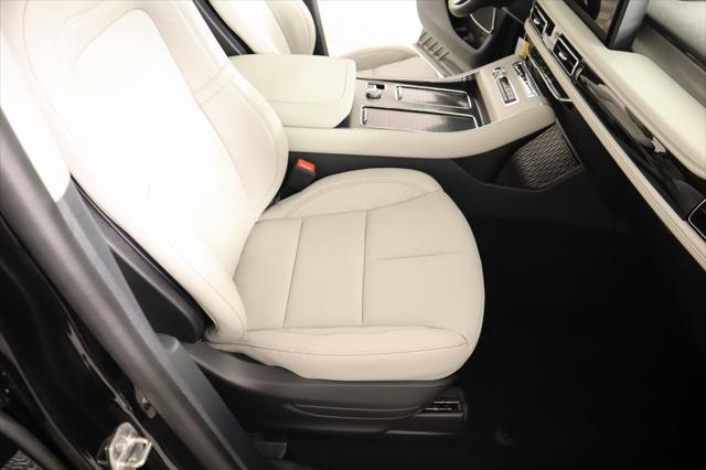 new 2025 Lincoln Aviator car, priced at $66,403