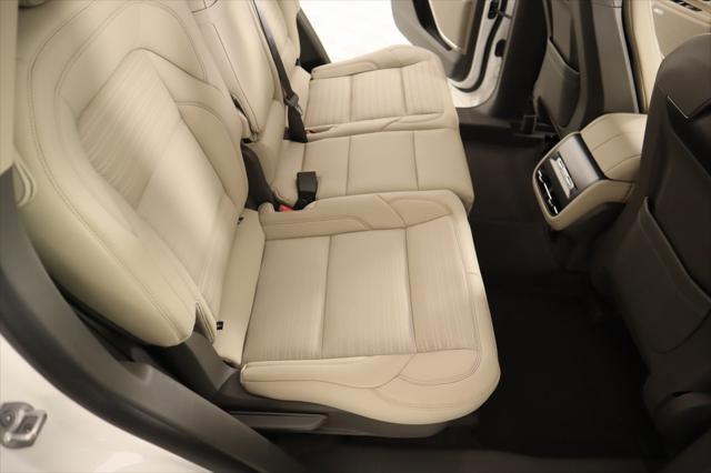 new 2025 Lincoln Nautilus car, priced at $61,561