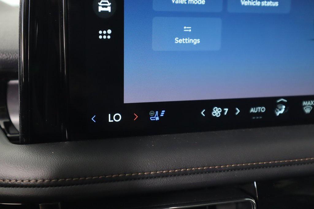 new 2025 Lincoln Aviator car, priced at $61,526