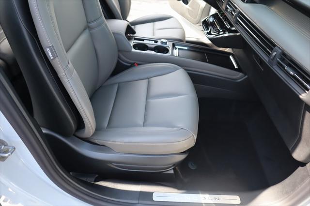 new 2025 Lincoln Corsair car, priced at $36,718