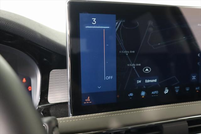 new 2025 Lincoln Corsair car, priced at $36,718