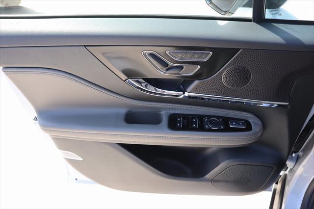 new 2025 Lincoln Corsair car, priced at $36,718
