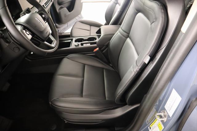new 2025 Lincoln Corsair car, priced at $45,276