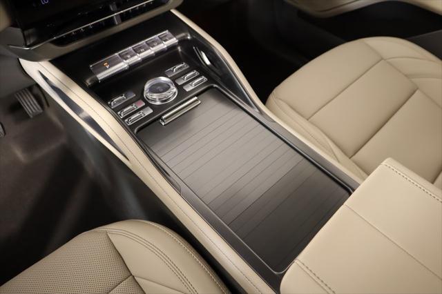 new 2025 Lincoln Nautilus car, priced at $52,366