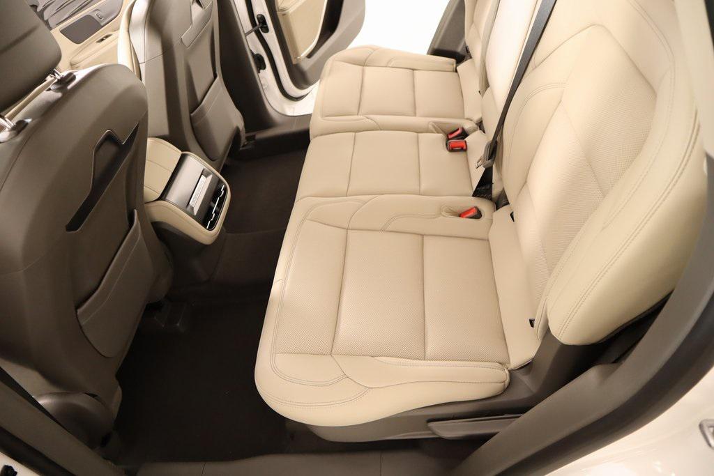 new 2025 Lincoln Nautilus car, priced at $57,533