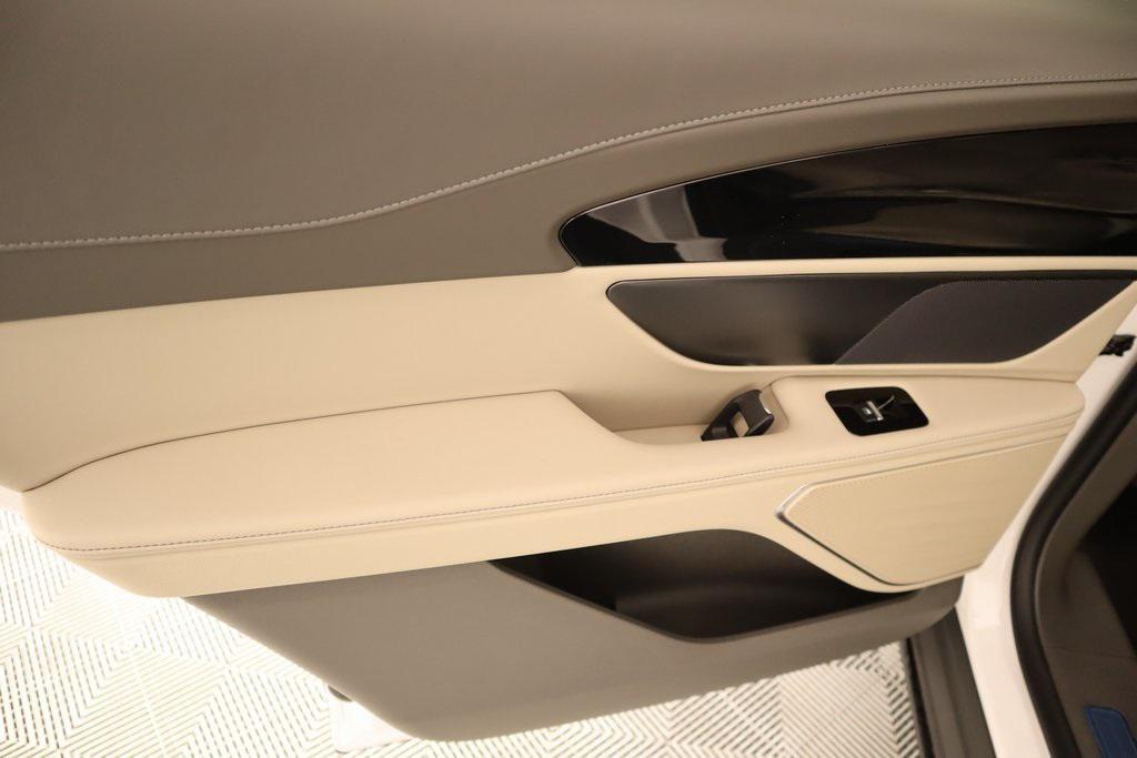new 2025 Lincoln Nautilus car, priced at $57,533