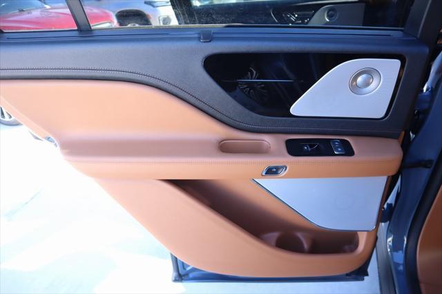 new 2025 Lincoln Aviator car, priced at $87,525