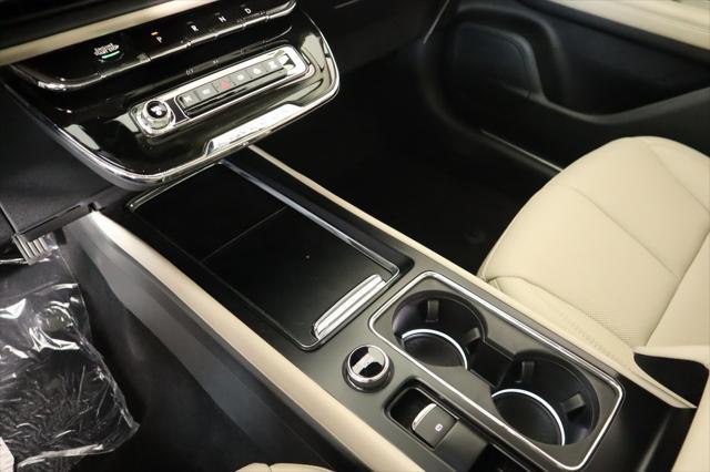 new 2025 Lincoln Corsair car, priced at $51,879