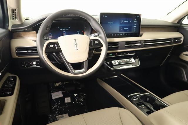 new 2025 Lincoln Corsair car, priced at $51,879