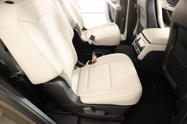 new 2025 Lincoln Aviator car, priced at $56,999