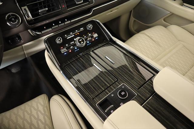 used 2022 Lincoln Navigator car, priced at $66,989