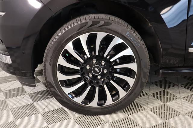 used 2022 Lincoln Navigator car, priced at $66,989