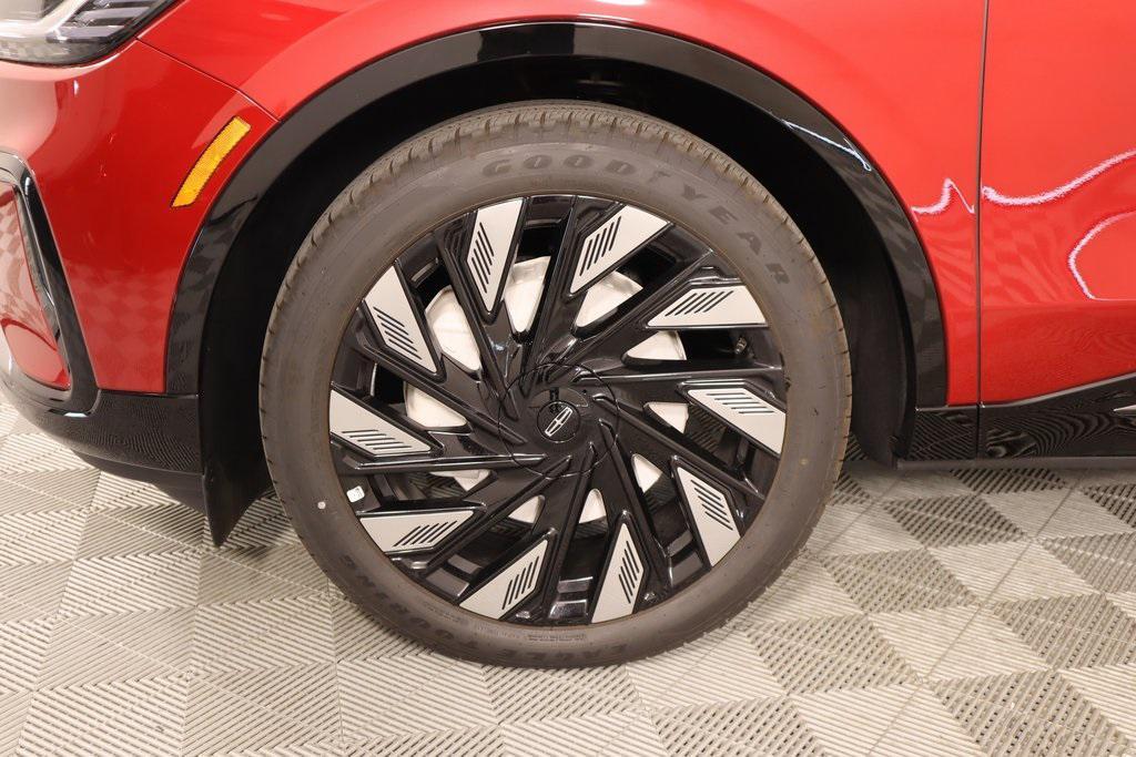 new 2025 Lincoln Nautilus car, priced at $66,163