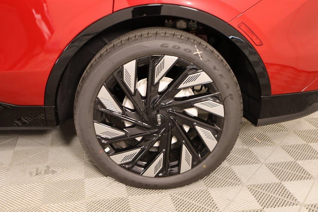 new 2025 Lincoln Nautilus car, priced at $66,163