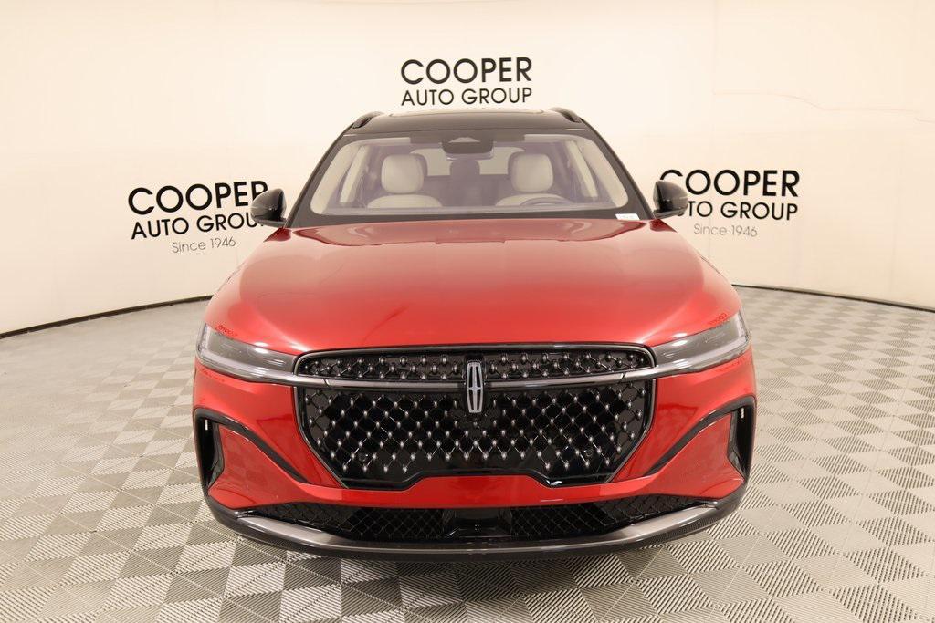 new 2025 Lincoln Nautilus car, priced at $66,163
