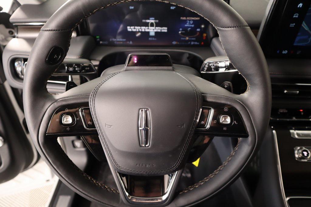 new 2025 Lincoln Aviator car, priced at $81,254