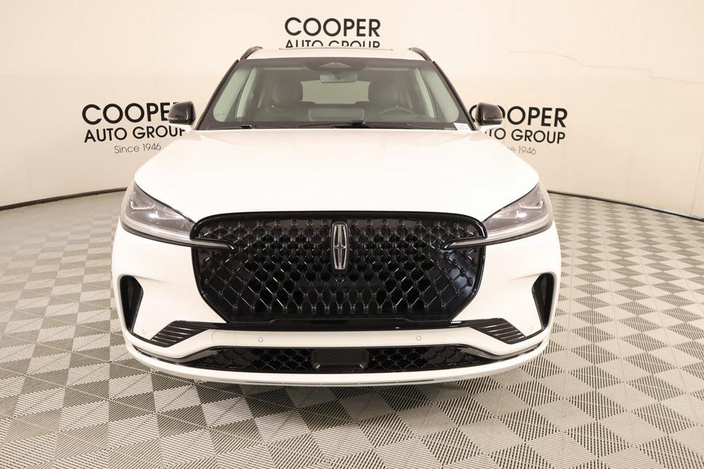 new 2025 Lincoln Aviator car, priced at $81,254