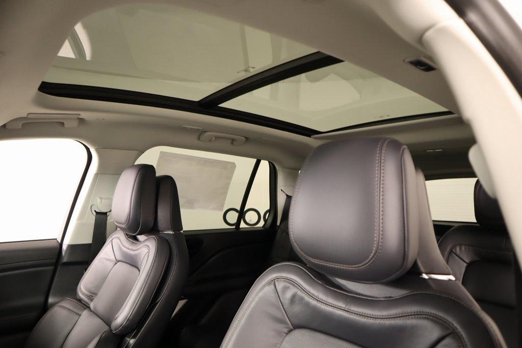 new 2025 Lincoln Aviator car, priced at $81,254