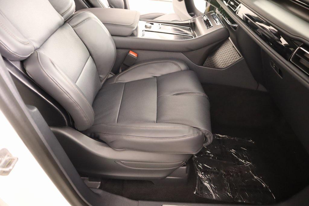 new 2025 Lincoln Aviator car, priced at $81,254