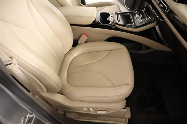 used 2023 Lincoln Nautilus car, priced at $44,479