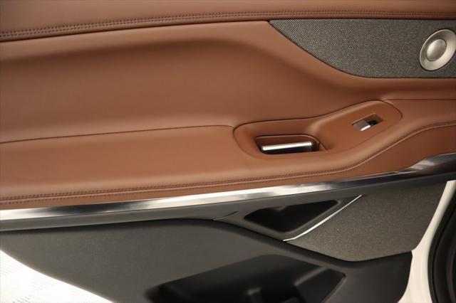 new 2025 Lincoln Navigator car, priced at $101,740