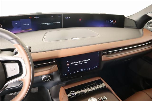 new 2025 Lincoln Navigator car, priced at $101,740