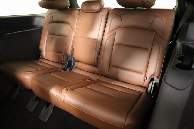 new 2025 Lincoln Navigator car, priced at $101,740