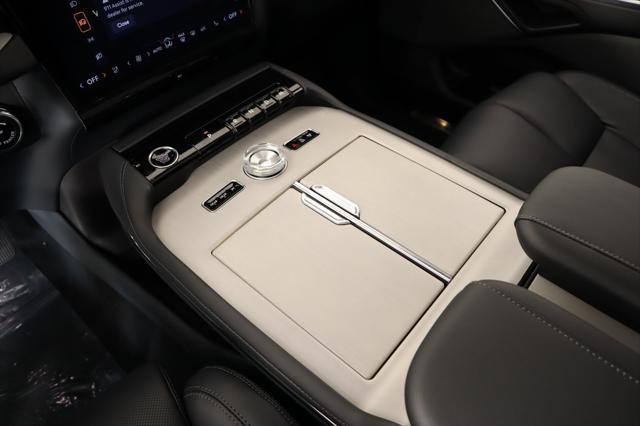 new 2025 Lincoln Navigator car, priced at $108,038