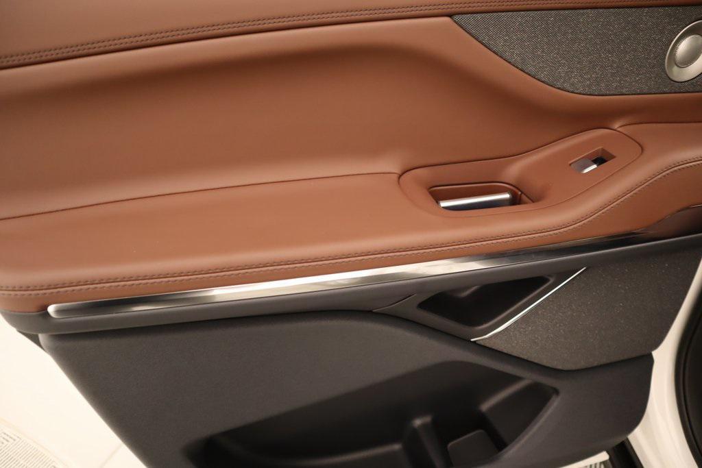 new 2025 Lincoln Navigator car, priced at $101,693