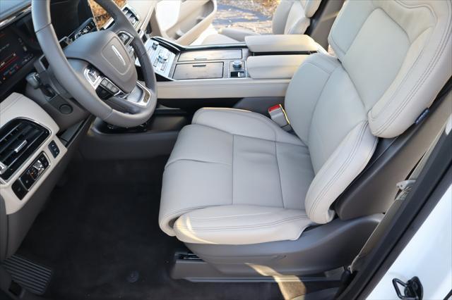 new 2024 Lincoln Navigator car, priced at $74,998