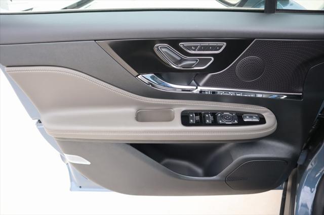 new 2025 Lincoln Corsair car, priced at $38,530