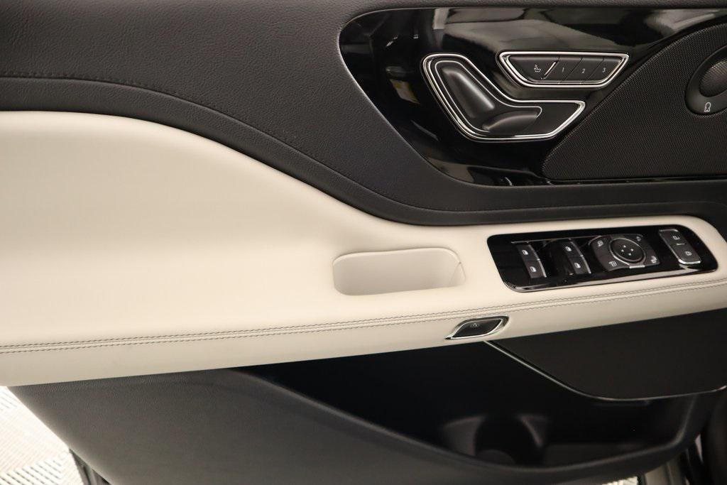 new 2025 Lincoln Aviator car, priced at $64,450