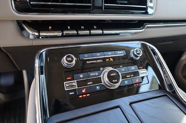 new 2024 Lincoln Navigator car, priced at $77,998